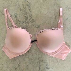 Victorias Secret NWT 36B bra